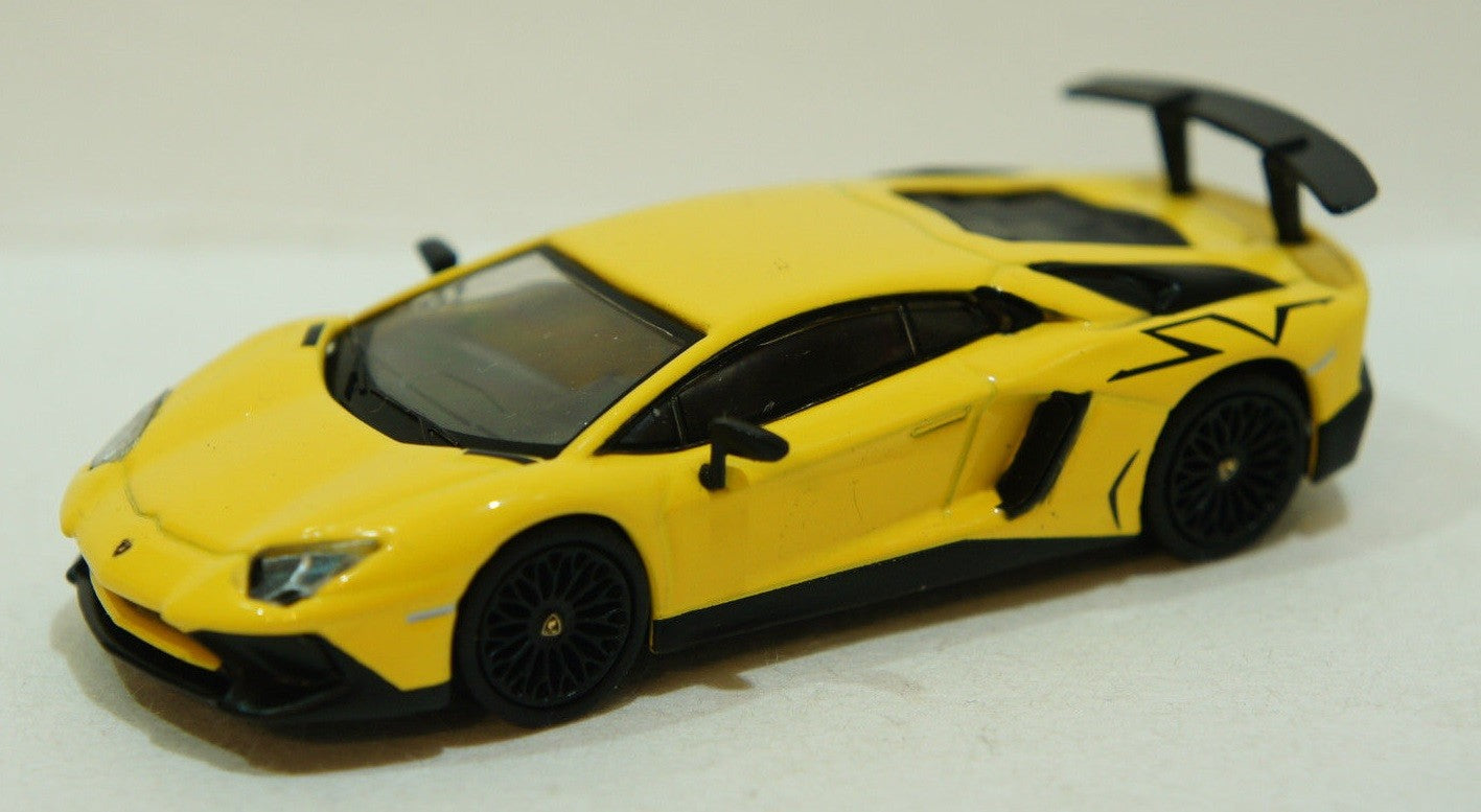 Tarmac Works 1/64 Lamborghini Aventador SV - Hobbies N Games