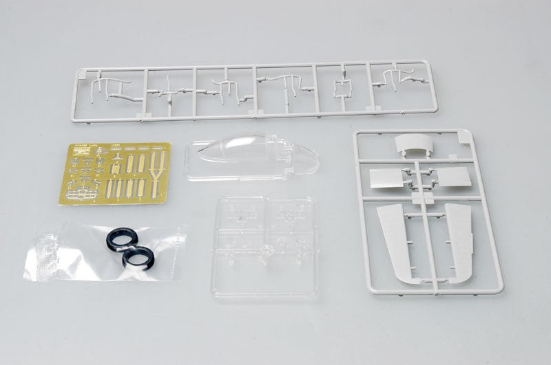 Trumpeter 1/32 F8F-2 Bearcat Kit TR-02248