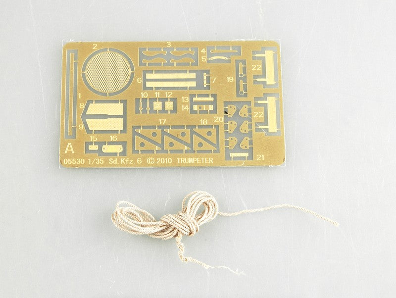 Trumpeter 1/35 German Sd.Kfz.6 Halbkettenzugmaschine Pionierausfuhrung Kit TR-05530