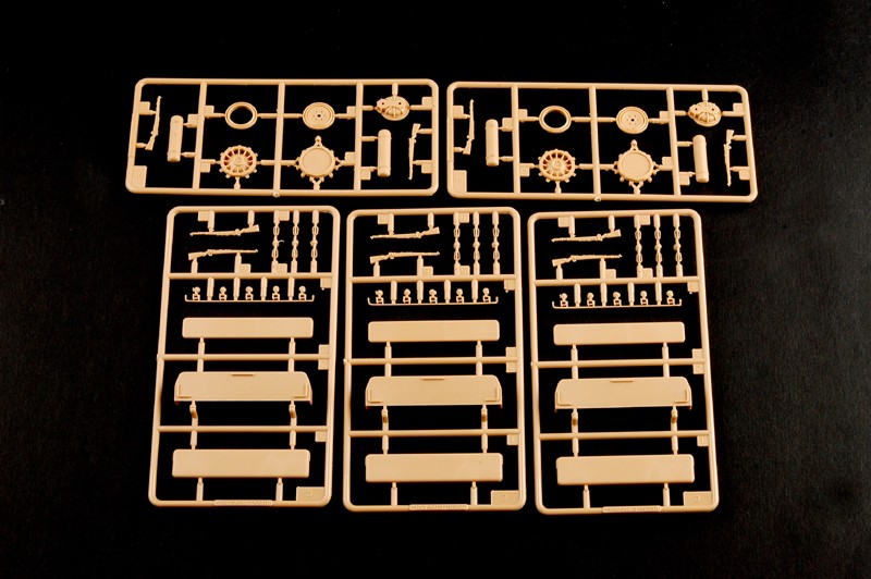 Trumpeter 1/35 German Sd.Kfz.6 Halbkettenzugmaschine Pionierausfuhrung Kit TR-05530