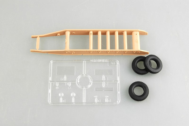 Trumpeter 1/35 German Sd.Kfz.6 Halbkettenzugmaschine Pionierausfuhrung Kit TR-05530