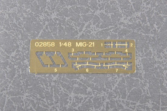 Trumpeter 1/48 J-7G-2 Fighter Kit TR-02861