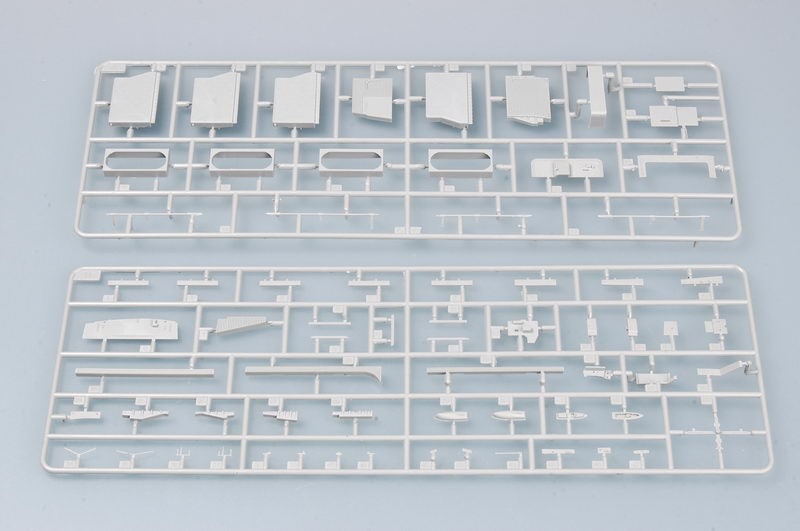 Trumpeter 1/700 USS Abraham Lincoln CVN-72 Kit TR-05732