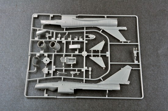 Trumpeter 1/72 Chinese J-10B Kit TR-01651