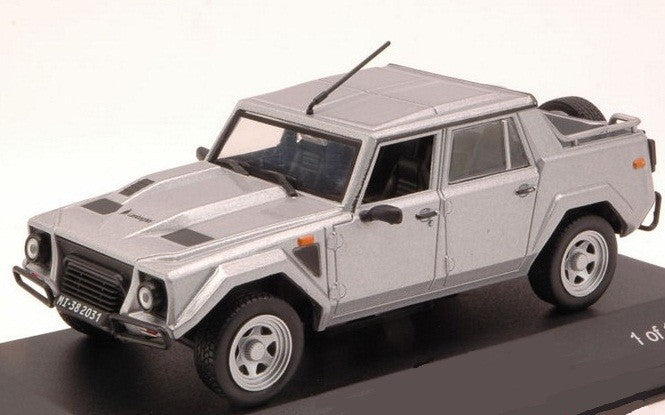 Whitebox 1/43 Lamborghini LM002 1986 (silver) WHI105